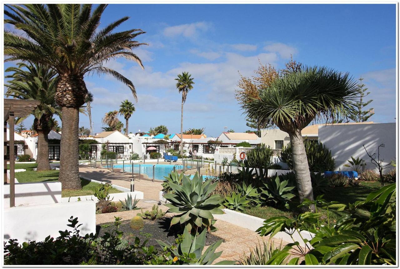 Estrella Del Mar 8. 1 Bedroom Villa With Pool And Gardens 300 Metres From The Beach Corralejo Exterior photo